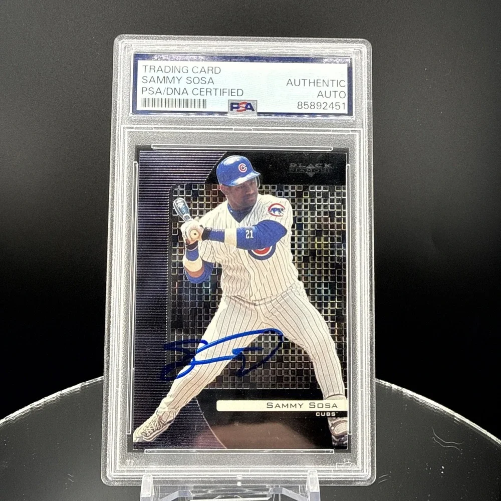 2000 Black Diamond - Sammy Sosa #18 PSA Authentic Autograph